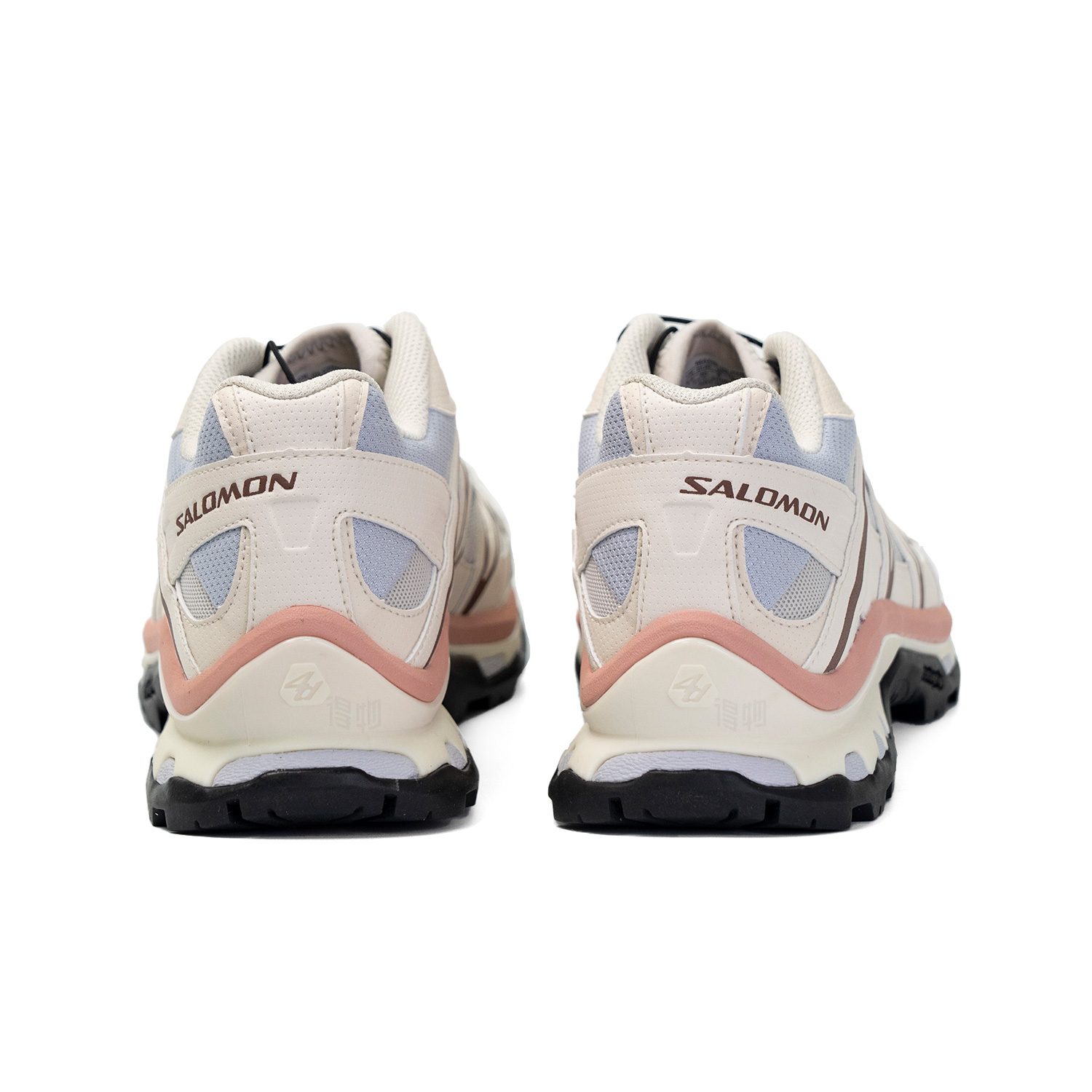 Salomon XT-Quest Unisex Outdoor Shoes – White & Champagne
